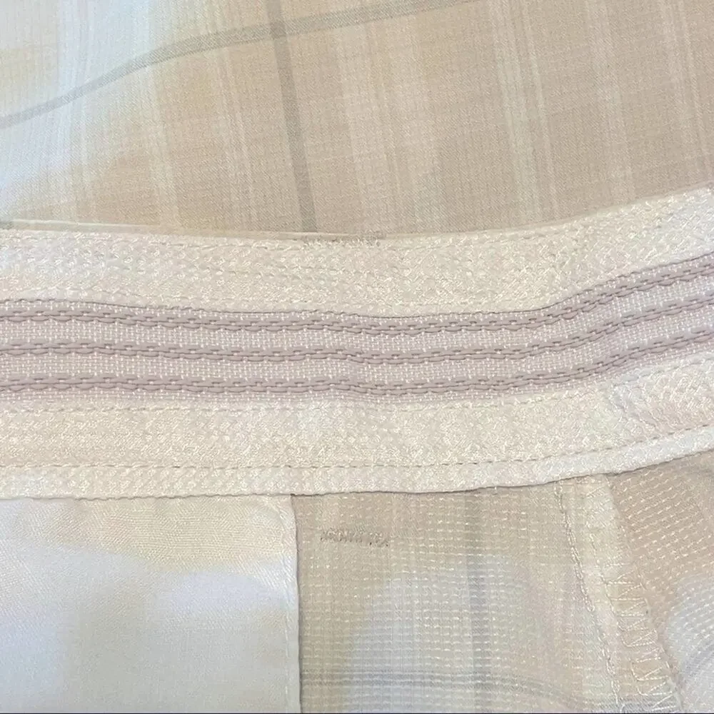 Greg Norman for Tasso Ella Tan Plaid Gold‎ Shorts Size 36